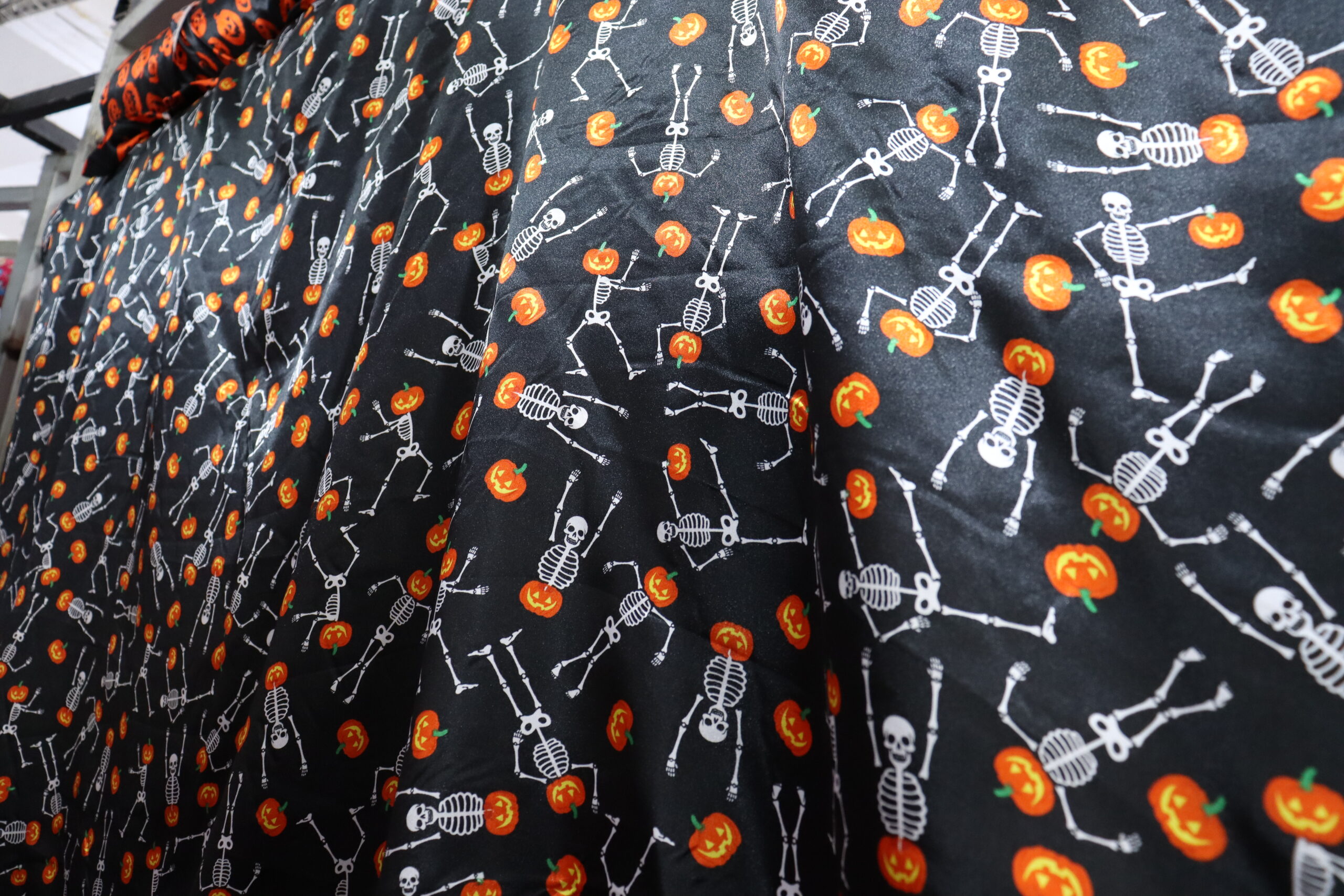 Cetim Estampado Halloween - Image 3